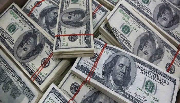 ২৭৫ কোটি ডলারের রেমিট্যান্স এলো এপ্রিলে